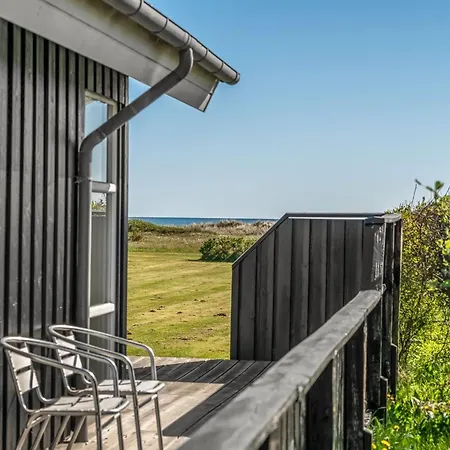 Casa vacanze Nomi - 100m From The Sea By Interhome